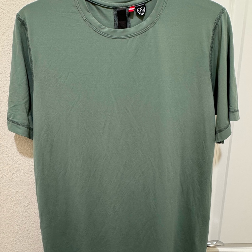 StrongBody Workout Shirt